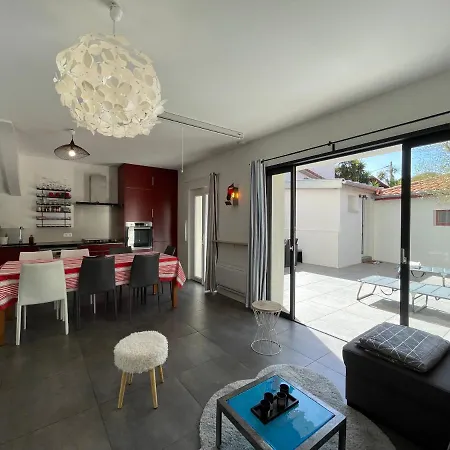 Dom wakacyjny Maison De Ville Moderne 8pers - 5 Cantons Anglet